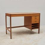 1558 2042 WRITING DESK